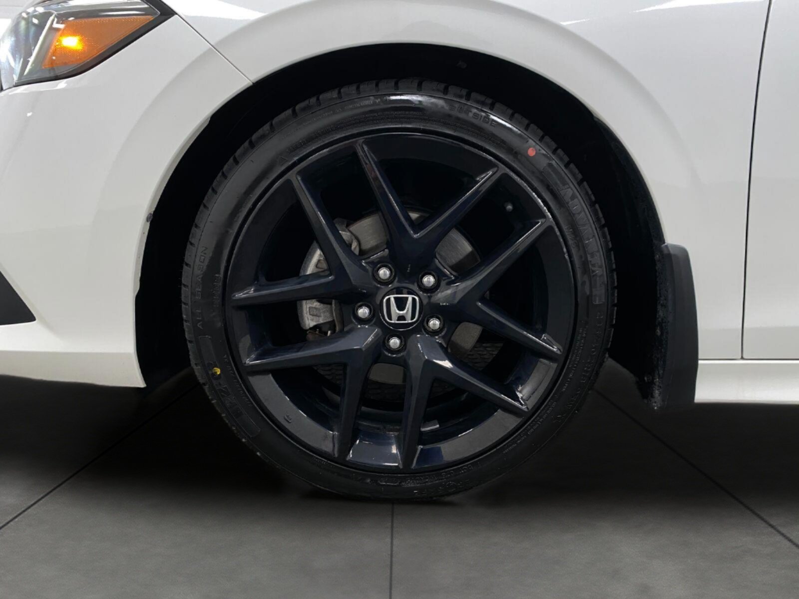 Used 2023 Honda Civic Sport image 12