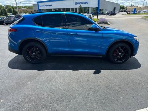 Used 2018 Alfa Romeo Stelvio Ti Sport AWD/4WD image 6