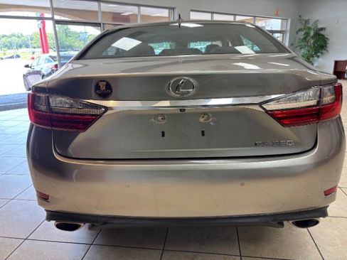 Used 2018 Lexus ES 350 w/ Premier Package FWD image 6
