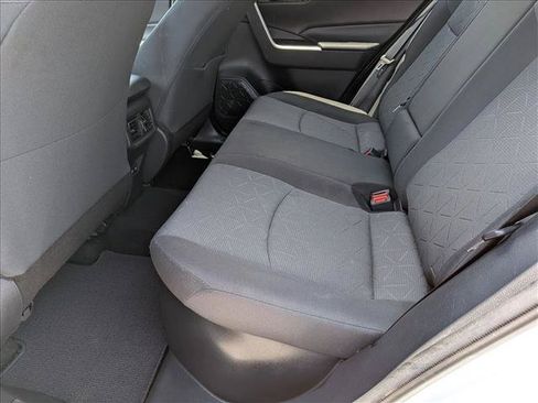Used 2020 Toyota RAV4 XLE w/ Carpet Mat Package AWD/4WD image 15