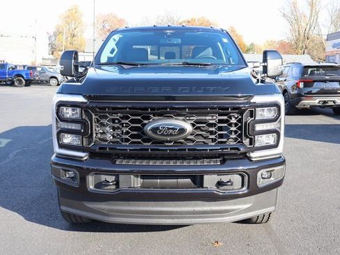 New 2026 Ford F250 Lariat w/ Black Appearance Package image 13