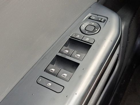 Used 2025 Kia K4 FWD image 19