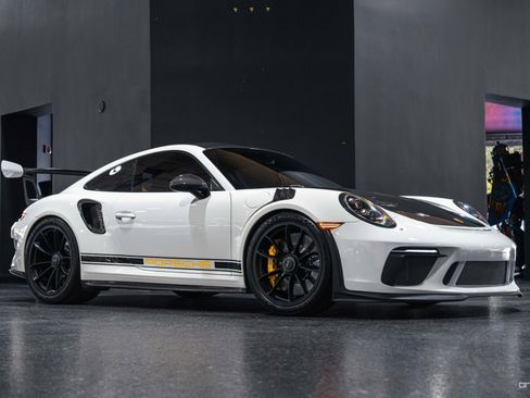 Used 2019 Porsche 911 GT3 RS image 14