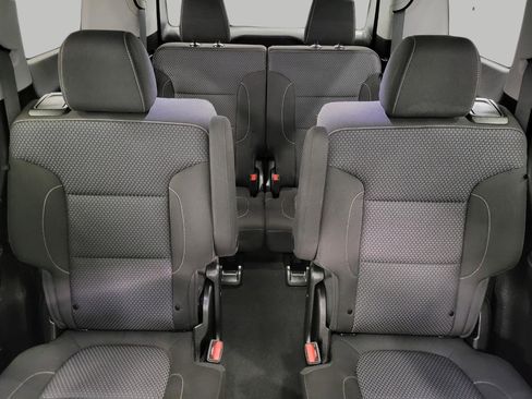 Used 2023 GMC Acadia SLE w/ Driver Convenience Package image 21