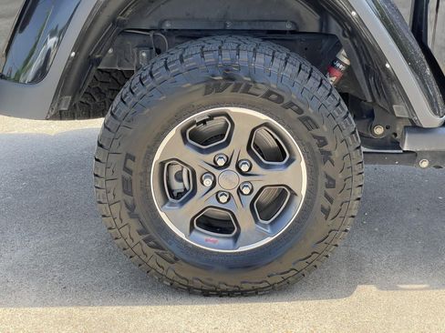 Used 2021 Jeep Gladiator Rubicon AWD/4WD image 56