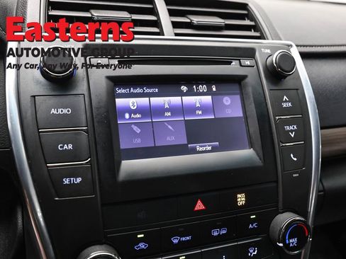 Used 2017 Toyota Camry LE FWD image 18