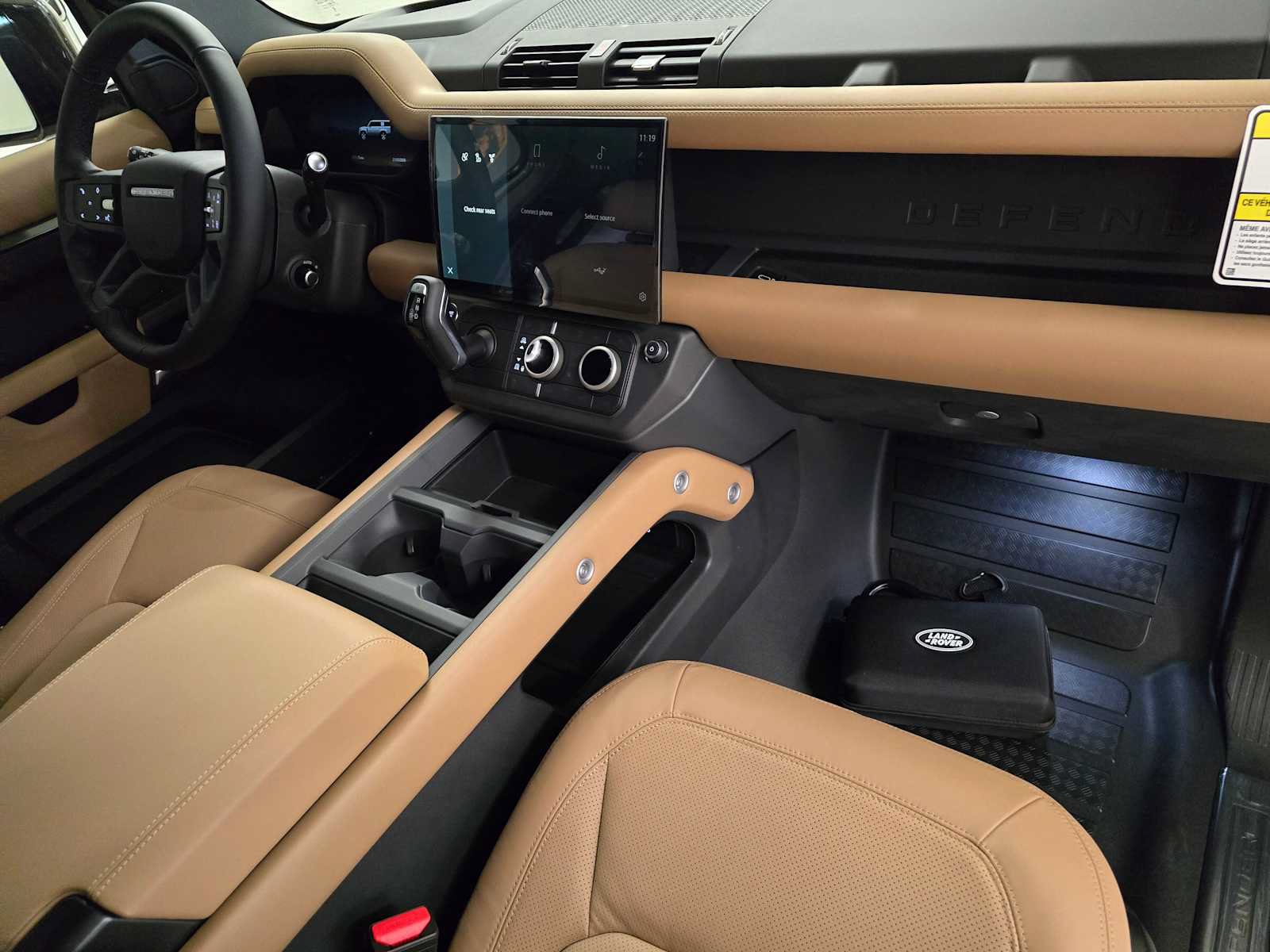 New 2026 Land Rover Defender 130 S AWD/4WD image 10