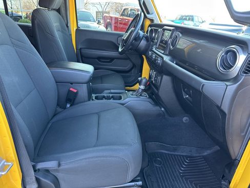 Used 2021 Jeep Wrangler Unlimited Sahara image 57