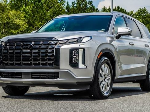 Used 2025 Hyundai Palisade SEL FWD image 8