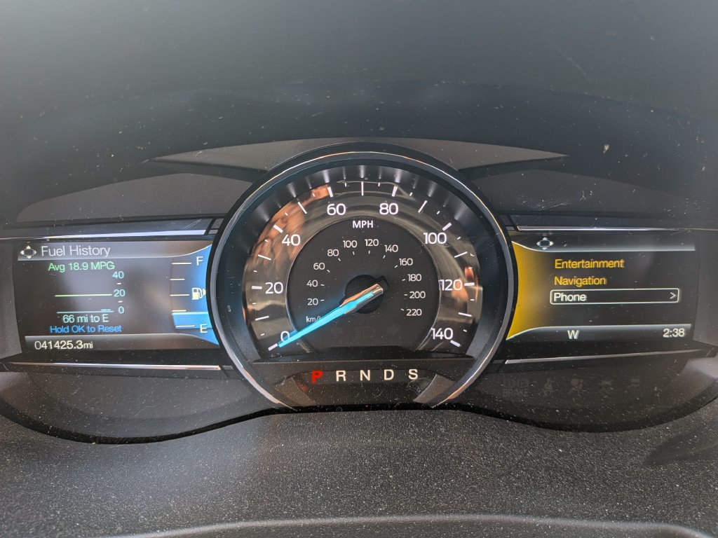 Used 2019 Ford Explorer Limited w/ Class III Trailer Tow Package FWD image 15