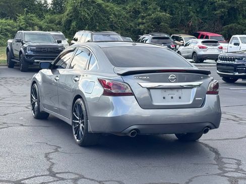 Used 2015 Nissan Altima 2.5 S w/ Special Edition Package FWD image 14
