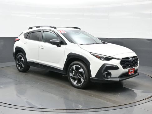 Used 2025 Subaru Crosstrek 2.5i Limited AWD/4WD image 8