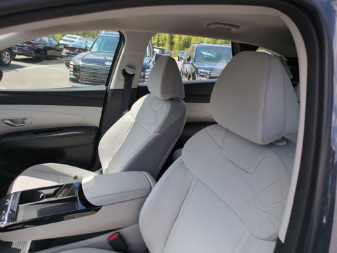 New 2026 Hyundai Tucson Blue SE image 16