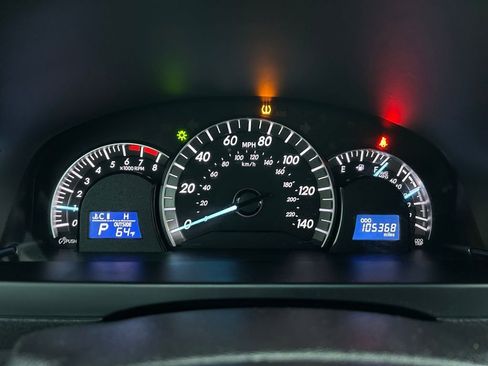 Used 2014 Toyota Camry SE image 22