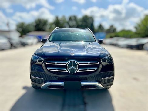 Used 2022 Mercedes-Benz GLE 450 4MATIC w/ Premium Package image 2