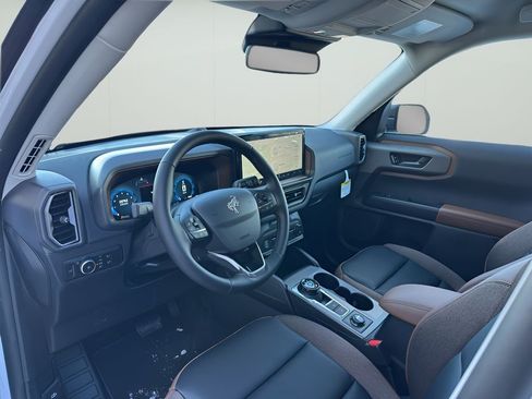New 2025 Ford Bronco Sport Outer Banks w/ Outer Banks Tech Package+ AWD/4WD image 12