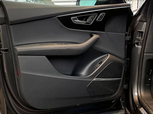 Certified 2025 Audi Q8 Premium Plus w/ Premium Plus Package image 22