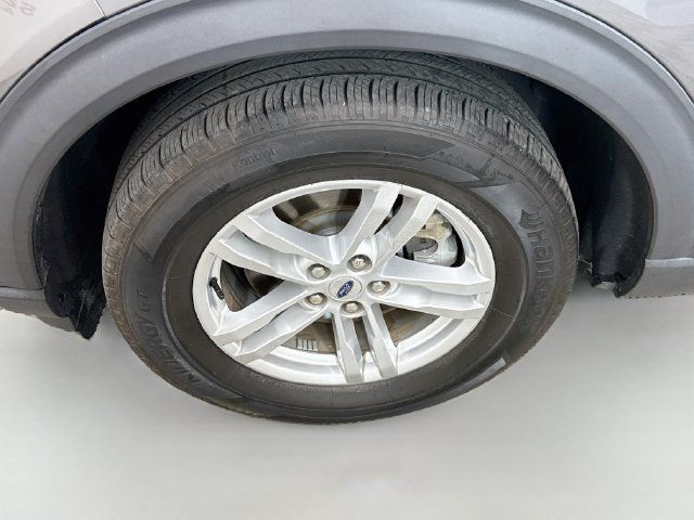 Used 2023 Ford Explorer XLT RWD image 30