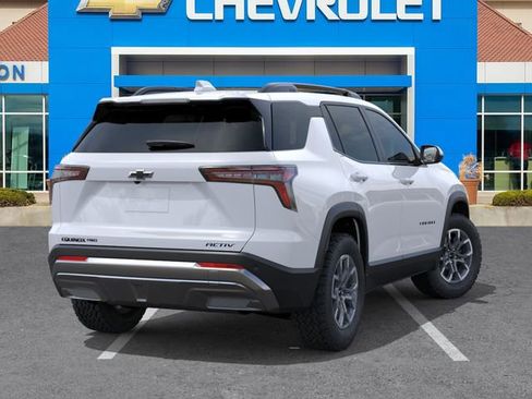 New 2026 Chevrolet Equinox ACTIV w/ Convenience Package III AWD/4WD image 4
