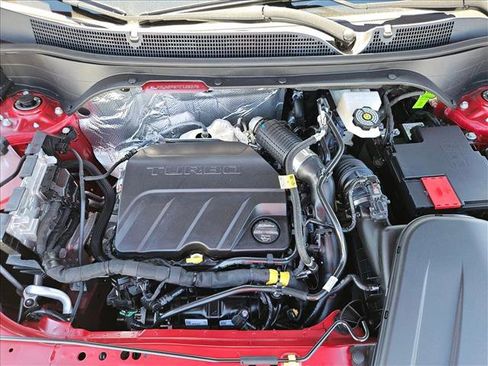 New 2026 Chevrolet Trax LT w/ LPO, Blackout Package image 17