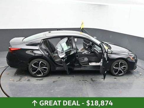 Used 2024 Nissan Altima 2.5 SR FWD image 70