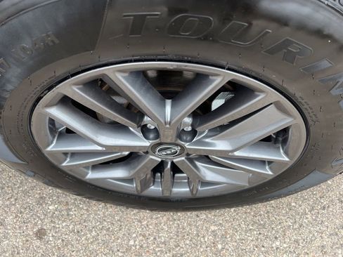 Certified 2023 Nissan Rogue S image 38