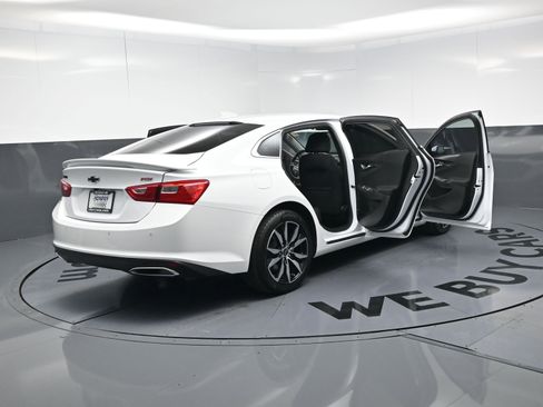 Certified 2024 Chevrolet Malibu RS image 25