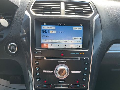 Used 2018 Ford Explorer Sport AWD/4WD image 13