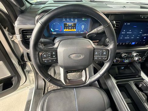Used 2026 Ford F450 Platinum w/ FX4 Off-Road Package AWD/4WD image 38