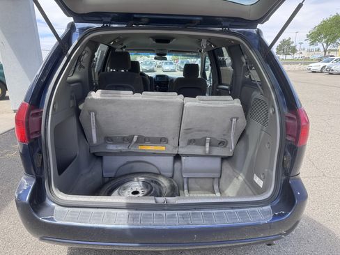 Used 2004 Toyota Sienna CE FWD image 55