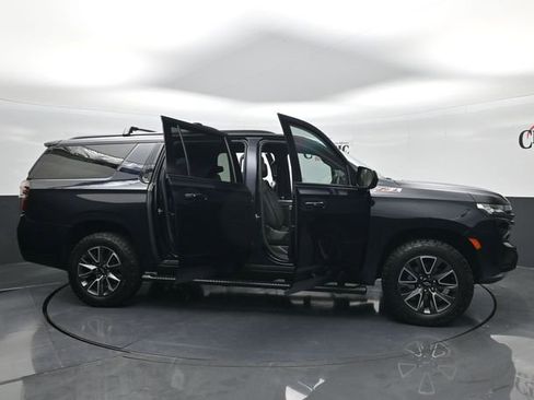 Used 2021 Chevrolet Suburban Z71 image 30