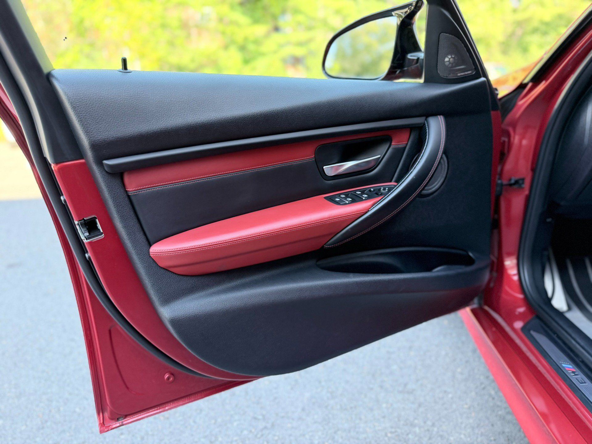 Used 2016 BMW M3 RWD image 12
