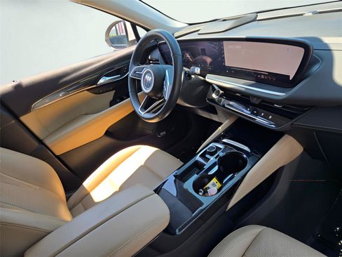 Used 2024 Buick Envision Preferred AWD/4WD image 6