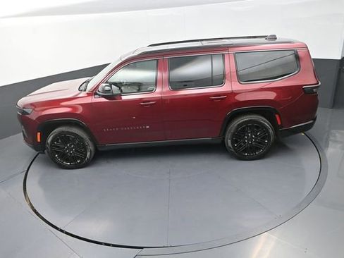New 2026 Jeep Grand Wagoneer Limited AWD/4WD image 14