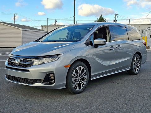New 2026 Honda Odyssey Elite image 2