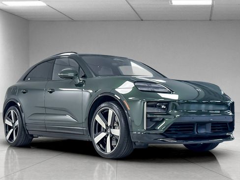 Certified 2024 Porsche Macan Turbo Electric image 10