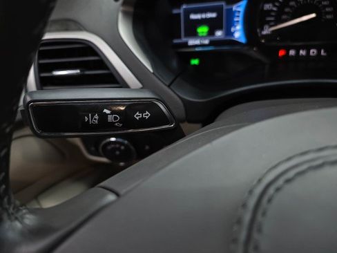 Used 2020 Lincoln MKZ Reserve w/ Elements Package FWD image 21