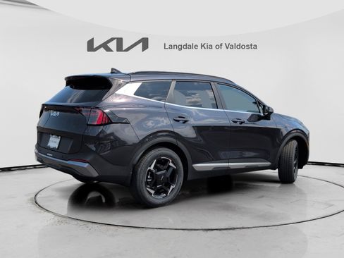 New 2026 Kia Sportage EX FWD image 4