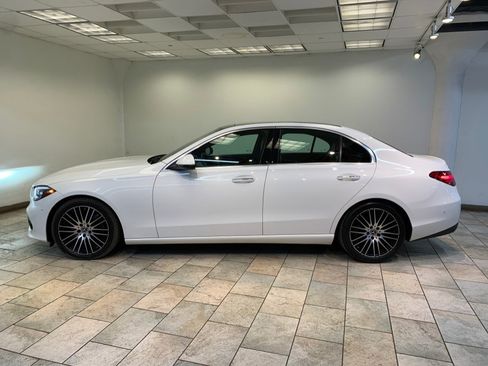Used 2022 Mercedes-Benz C 300 4MATIC Sedan w/ Exclusive Trim Package image 4