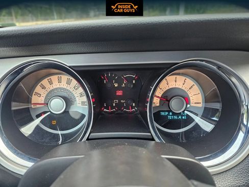 Used 2012 Ford Mustang Premium image 29