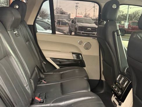 Used 2013 Land Rover Range Rover HSE image 16