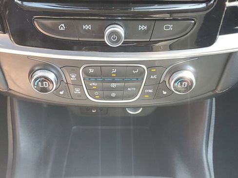 Certified 2021 Chevrolet Traverse LT AWD/4WD image 29