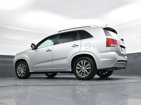 Used 2012 Kia Sorento SX w/ SX Premium Pkg image 32