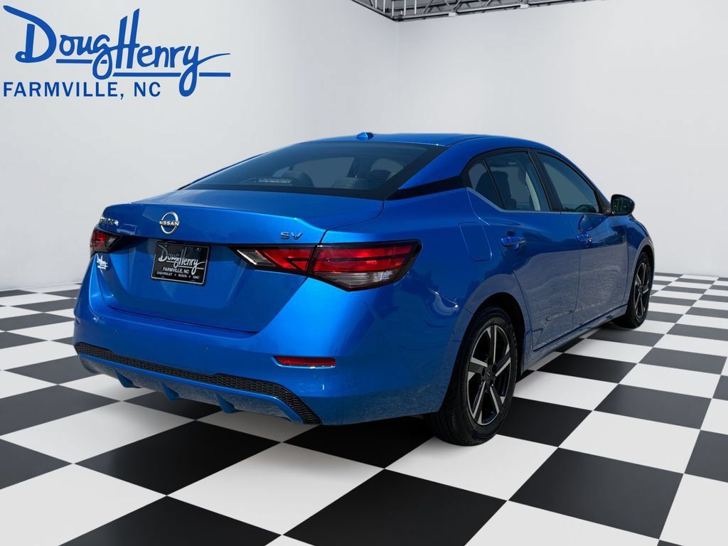 Used 2024 Nissan Sentra SV FWD image 5