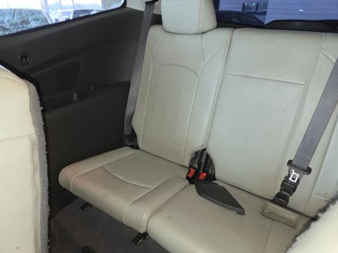 Used 2010 Chevrolet Traverse LTZ AWD/4WD image 23