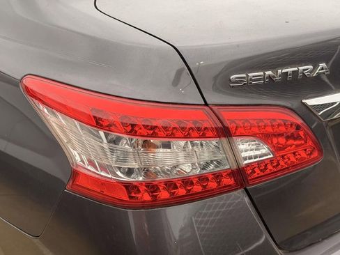 Used 2014 Nissan Sentra S FWD image 7