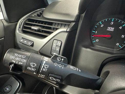 Used 2019 Chevrolet Tahoe Premier AWD/4WD image 21