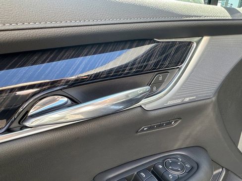 New 2025 Cadillac XT6 Premium Luxury w/ Technology Package image 19