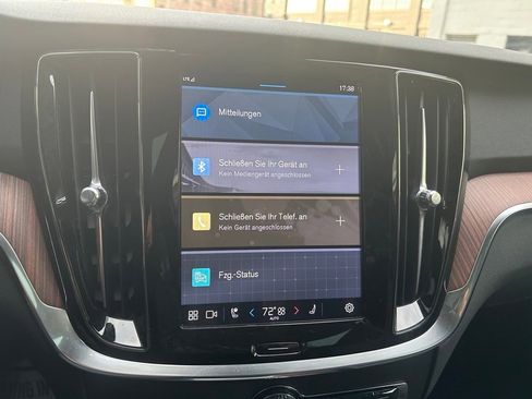 Certified 2025 Volvo V60 B5 Cross Country Plus image 20