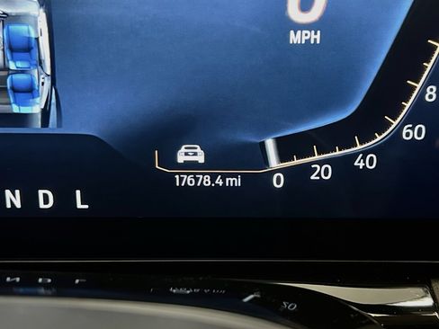 Used 2024 Ford Mustang Coupe RWD image 8